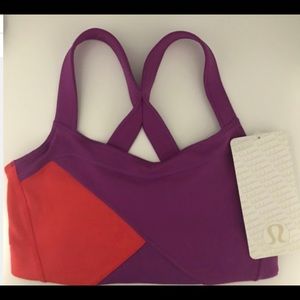 Lululemon size 4 Kanto Catch Me style sports bra